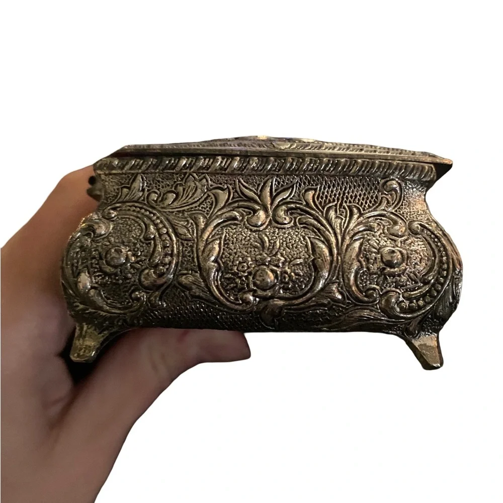 Vintage Pedestal Trinket Box Silver Red Metal Ring Hinged Jewelry Vanity Display